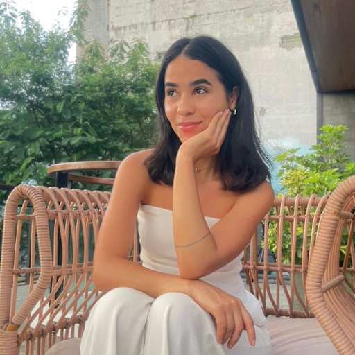 Profile image for pet sitters Rayssa & Laura