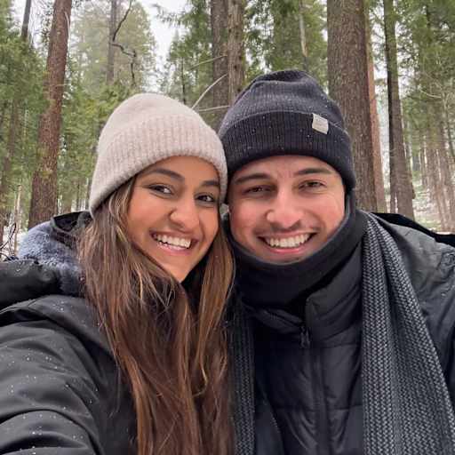 Profile image for pet sitters Gustavo & Bruna