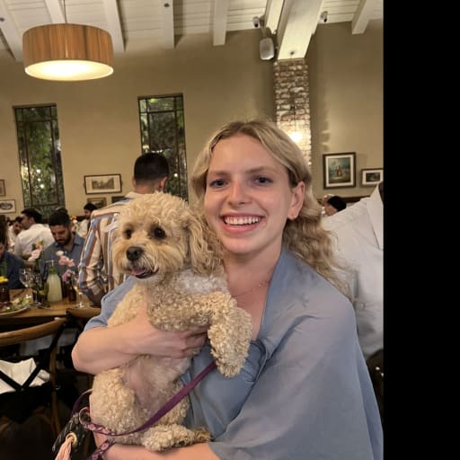 Profile image for pet sitter Alyssa