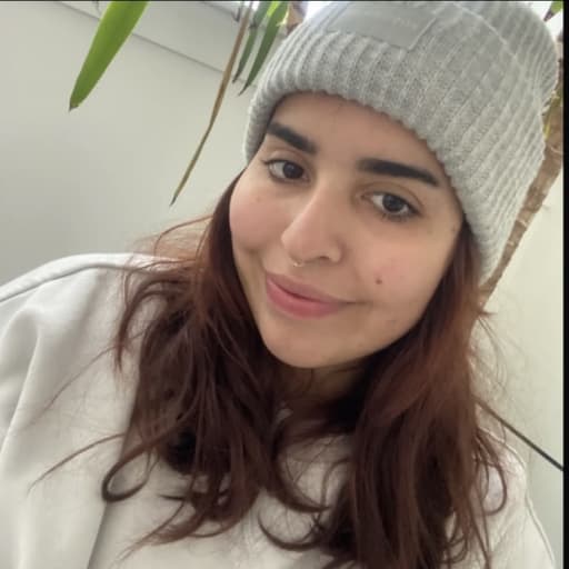 Profile image for pet sitter Dana