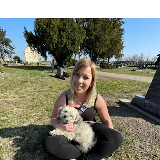 Profile image for pet sitter Lisa