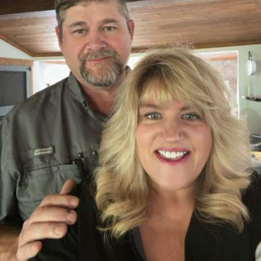 Profile image for pet sitters Monica & Trevor