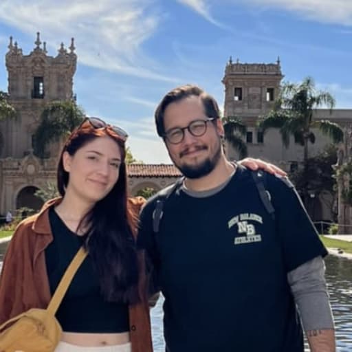 Profile image for pet sitters Lara & Jose