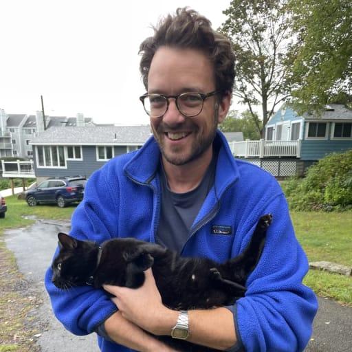 Profile image for pet sitter Douglas