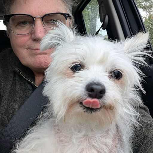 Profile image for pet sitter Virginia