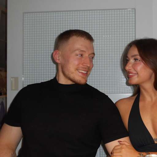 Profile image for pet sitters Lisa & Marvin