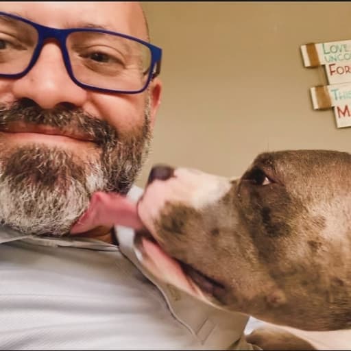 Profile image for pet sitter Marcos
