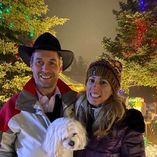 Profile image for pet sitters Allison & Ron & Allison