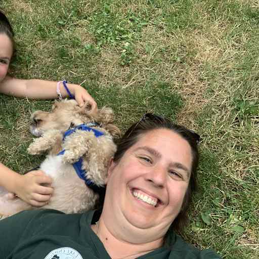 Profile image for pet sitter Leanna