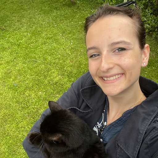 Profile image for pet sitter Katell