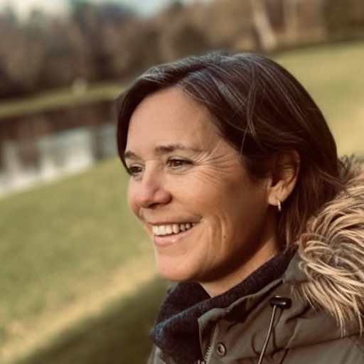 Profile image for pet sitters Susan & Peter