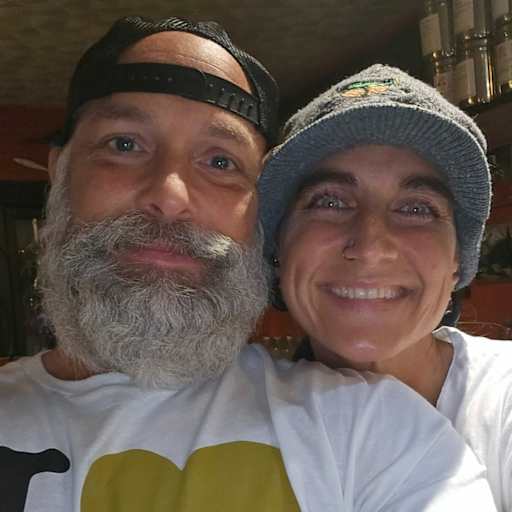 Profile image for pet sitters Shawn & Sarah
