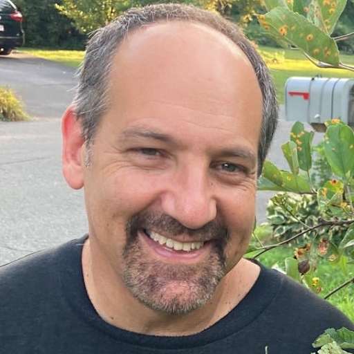 Profile image for pet sitter Ofer