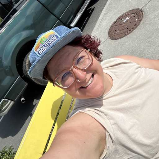 Profile image for pet sitter Lydia