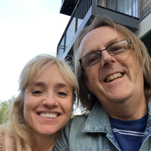 Profile image for pet sitters Tim & Candice