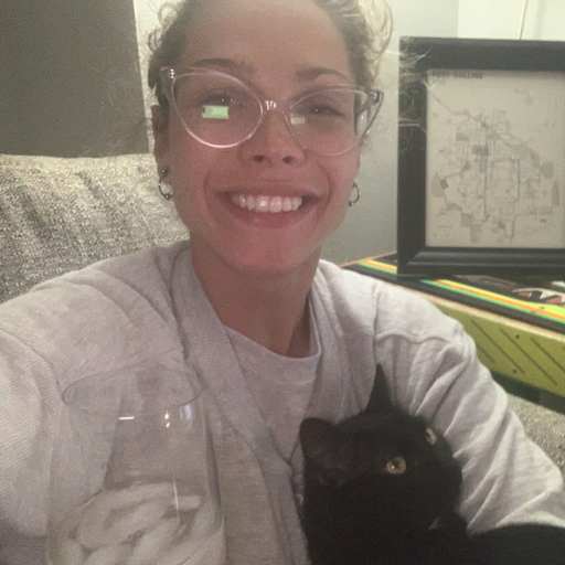 Profile image for pet sitter Alyssa
