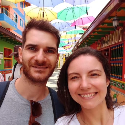 Profile image for pet sitters Vanessa & Thiago