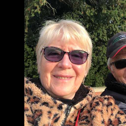 Profile image for pet sitters Norma & Tony
