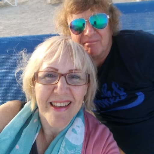 Profile image for pet sitters Ann & John