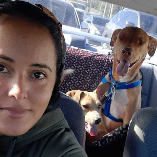 Profile image for pet sitters Xiomara & Dimarys
