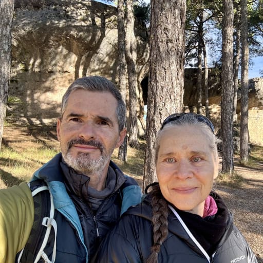 Profile image for pet sitters Maya & George 