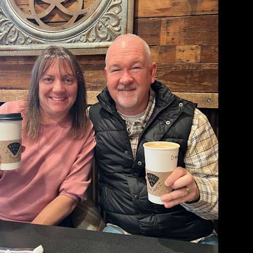 Profile image for pet sitters Amy & Stephen