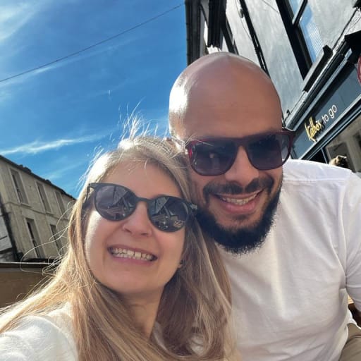 Profile image for pet sitters Ruxandra & Islam 