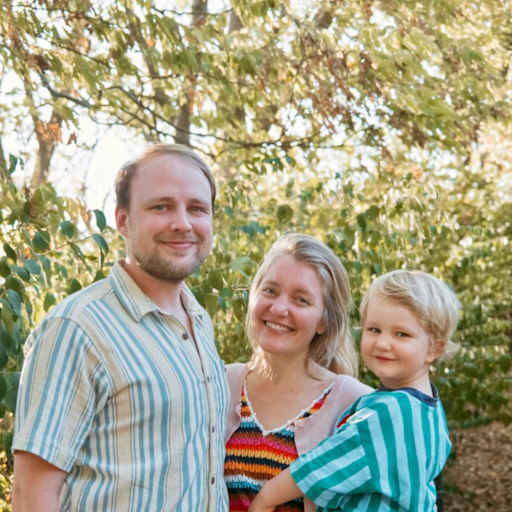 Profile image for pet sitters Lauren & Jordan