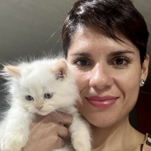 Profile image for pet sitter Priscila