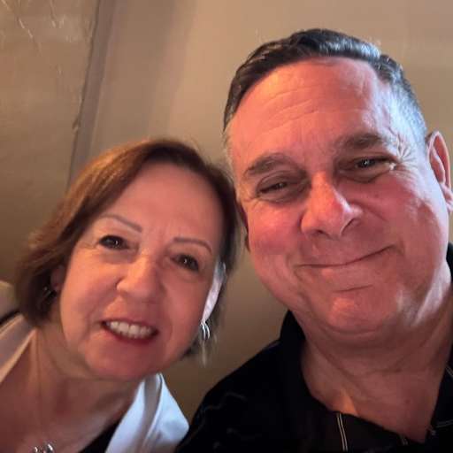 Profile image for pet sitters Gail & Ted