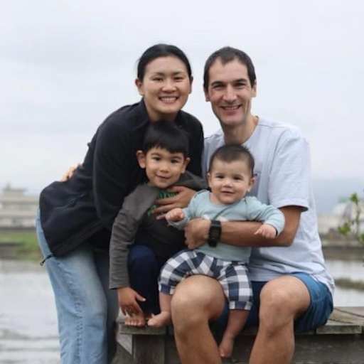 Profile image for pet sitters Jesus & Pei Ling