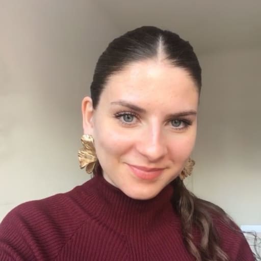 Profile image for pet sitter Lili Katja