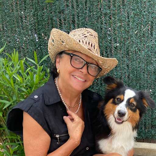 Profile image for pet sitter Marielle