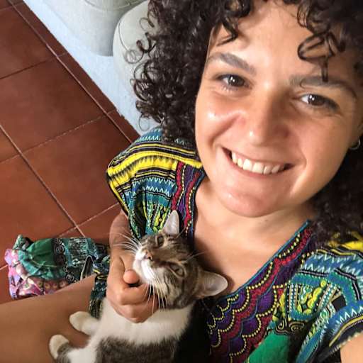 Profile image for pet sitter Ghinwa