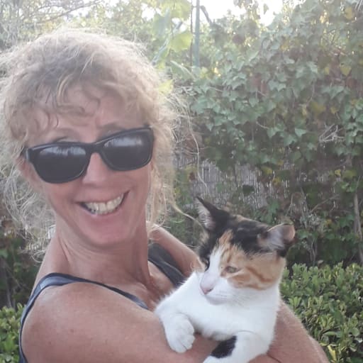 Profile image for pet sitter ANN