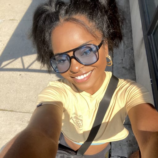 Profile image for pet sitter Monique