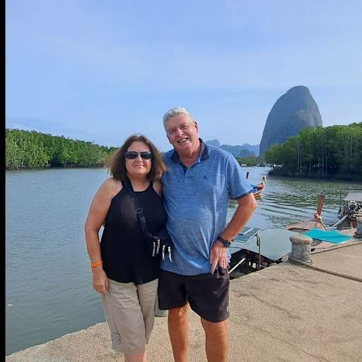 Profile image for pet sitters Paul & Caroline