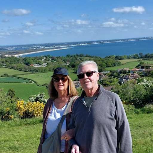 Profile image for pet sitters Kerri & Malcolm