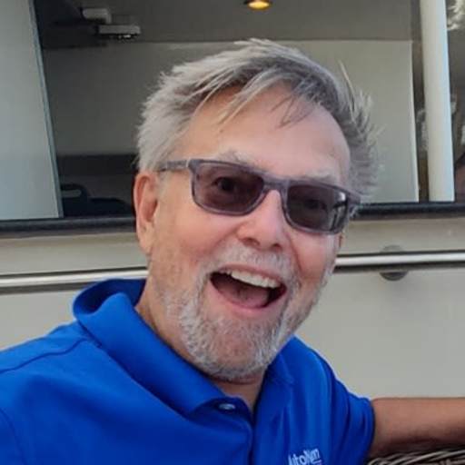Profile image for pet sitter Gordon "Hank"