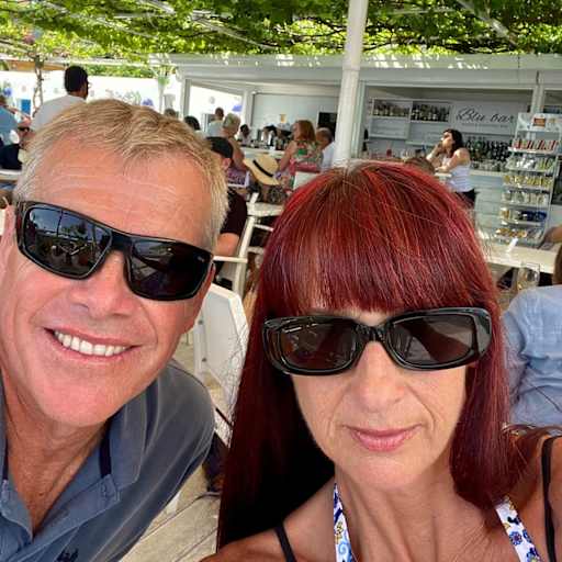 Profile image for pet sitters Diane & Peter