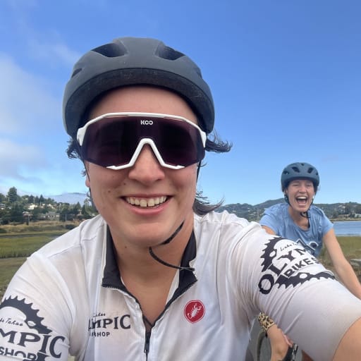 Profile image for pet sitters Nicole & Alex