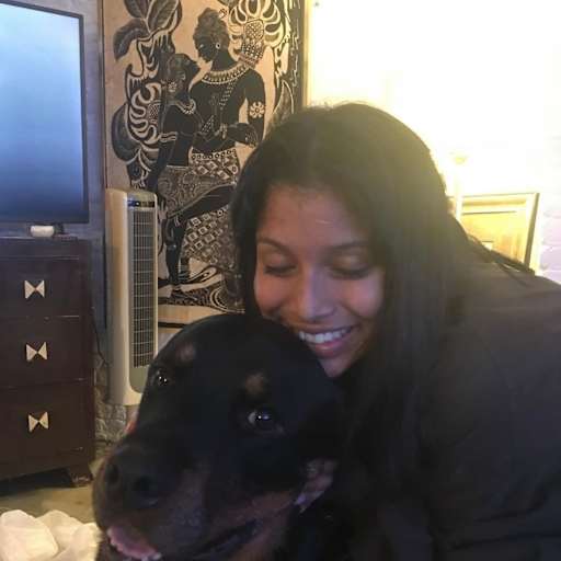 Profile image for pet sitter Elisha
