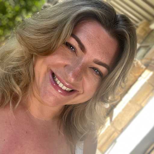 Profile image for pet sitter Jenny