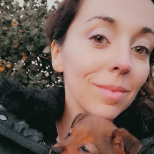 Profile image for pet sitter Klea