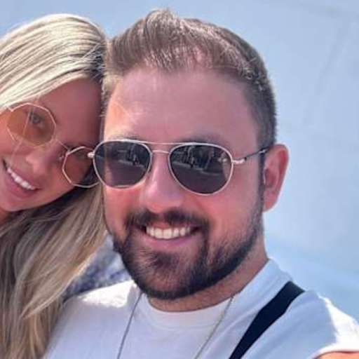 Profile image for pet sitters Sarah & Adrian