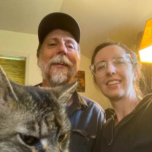Profile image for pet sitters Sarah & Gil