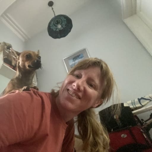 Profile image for pet sitter Carrie