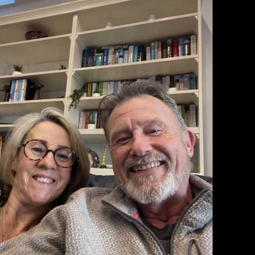 Profile image for pet sitters Annie & Mark