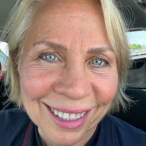 Profile image for pet sitter Hilda