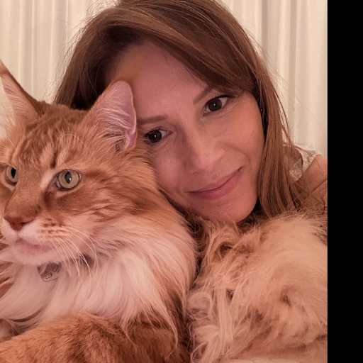 Profile image for pet sitter Caroline